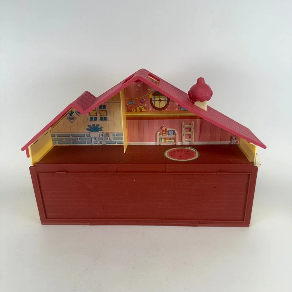 Bluey Heeler Family Home Playset Moose Toys Yellow House with Furniture Extras